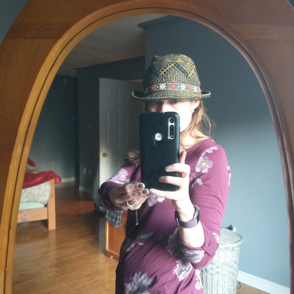 Summer hat - Picture 2 of 4